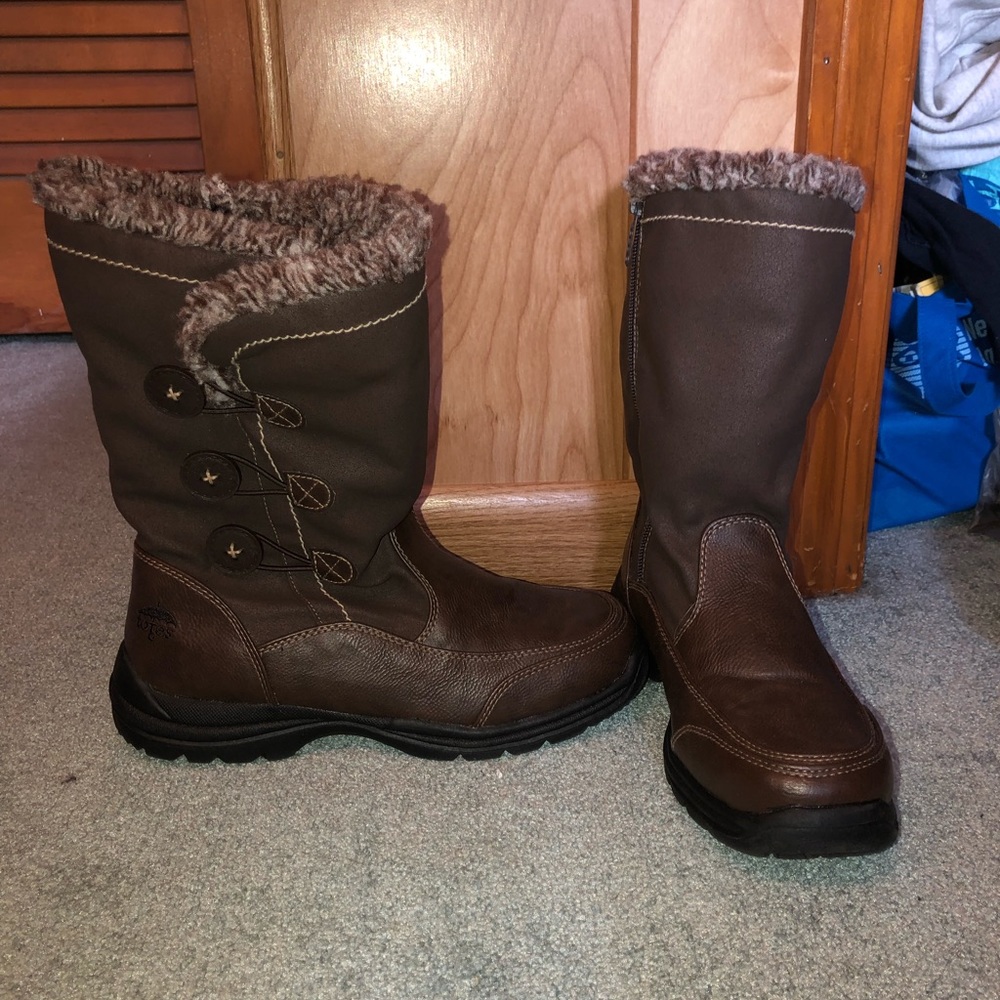 Totes snow boots